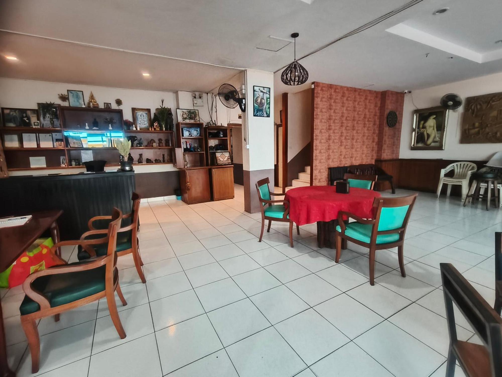 Bonanza Hotel